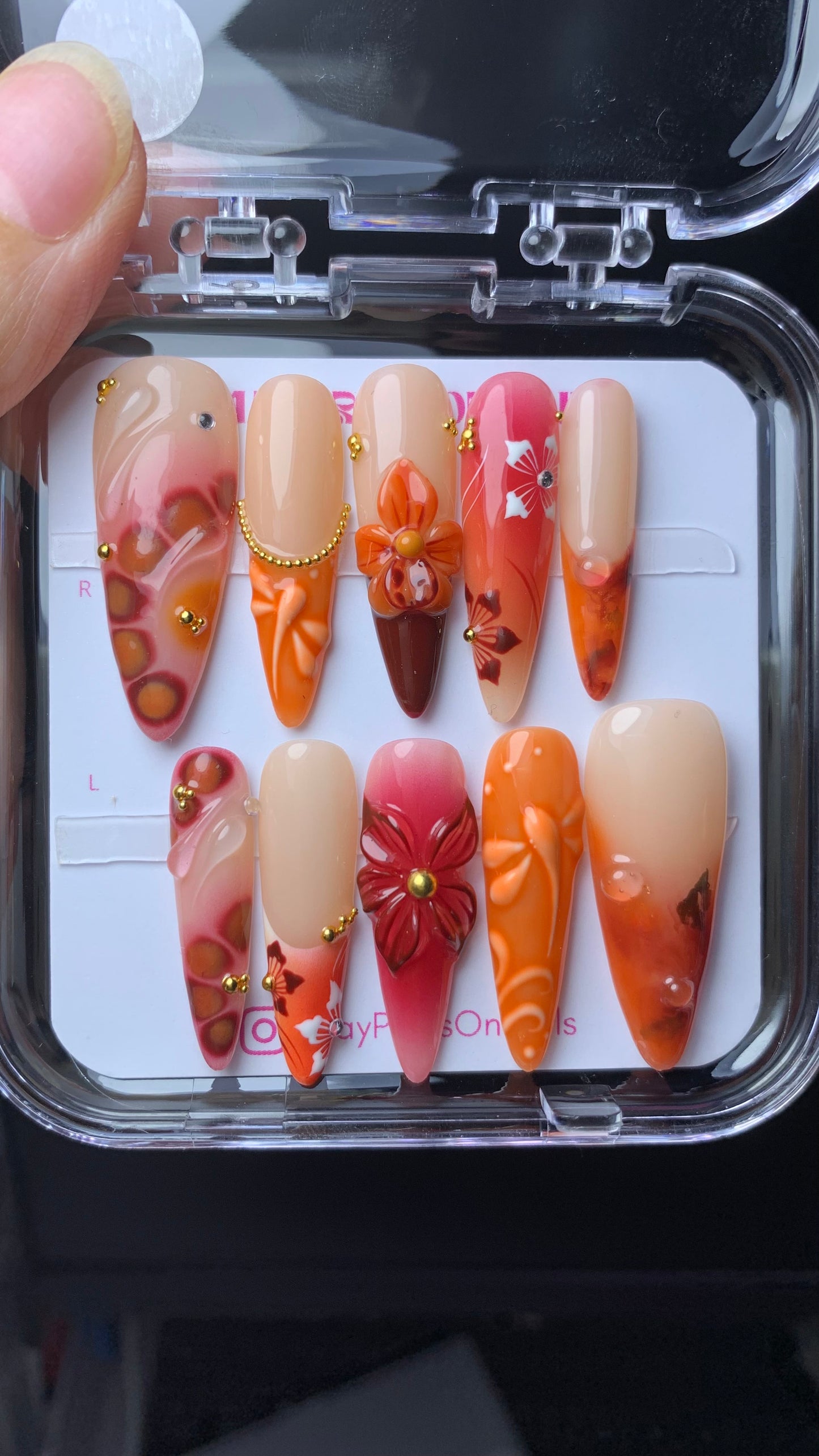 Floral Autumn press-on nails M01