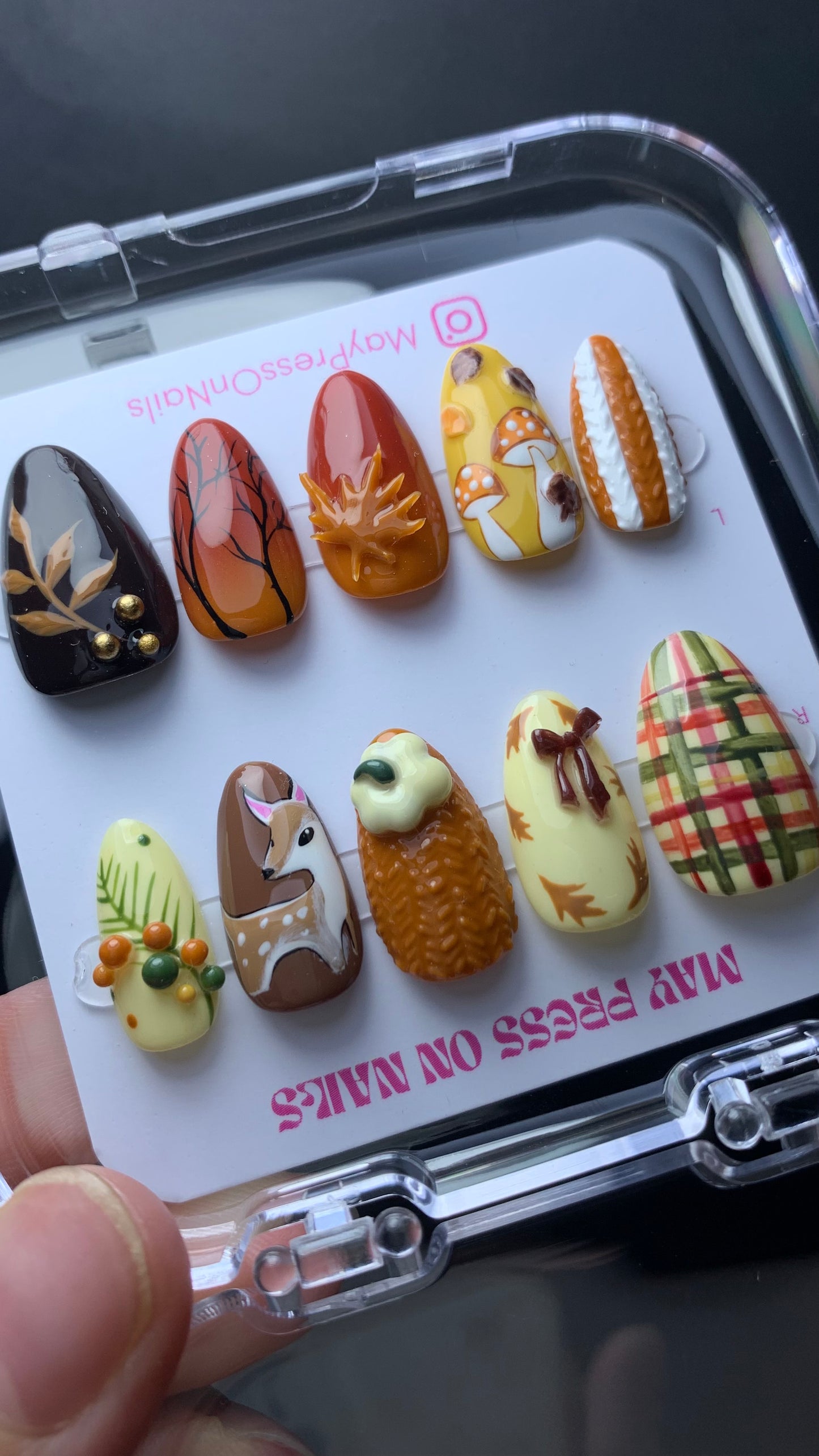 Autumn press on nails M11