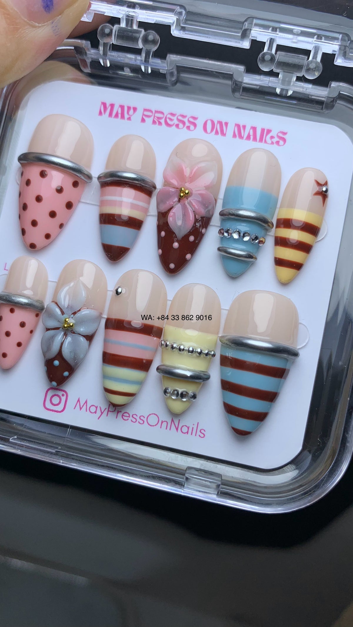 Y2k press on nails 02