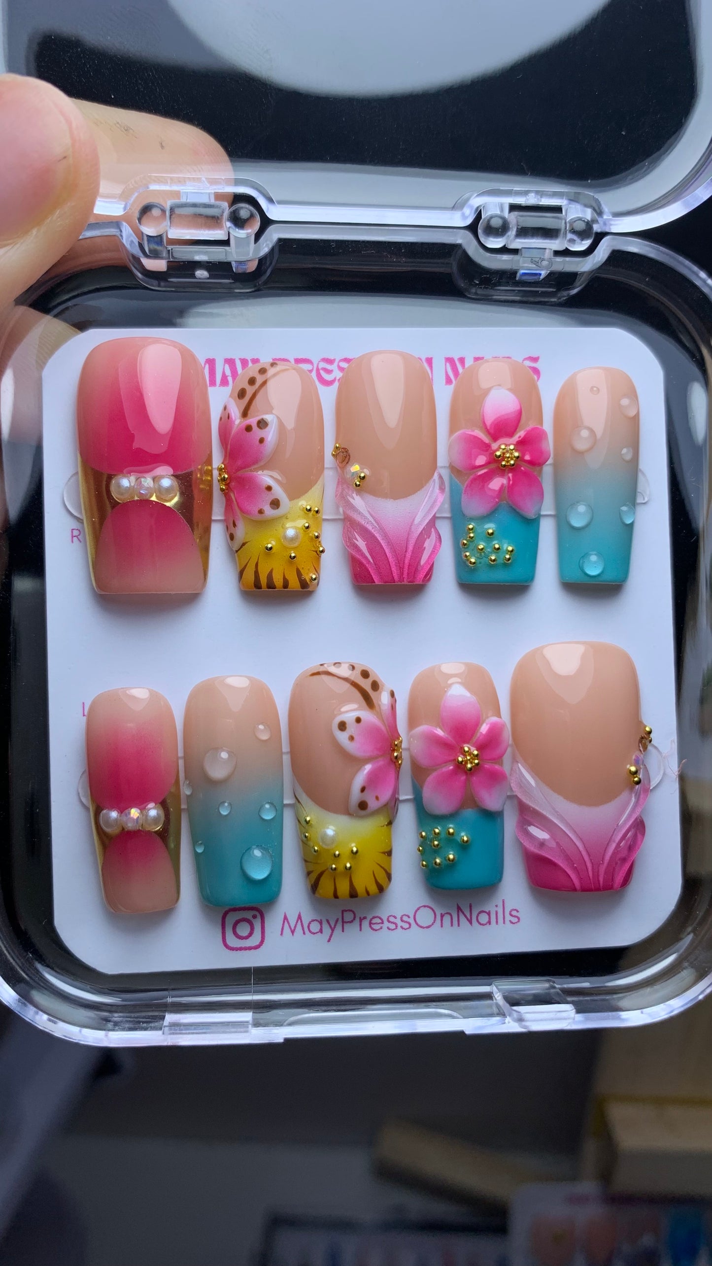 Summer press on nails M126