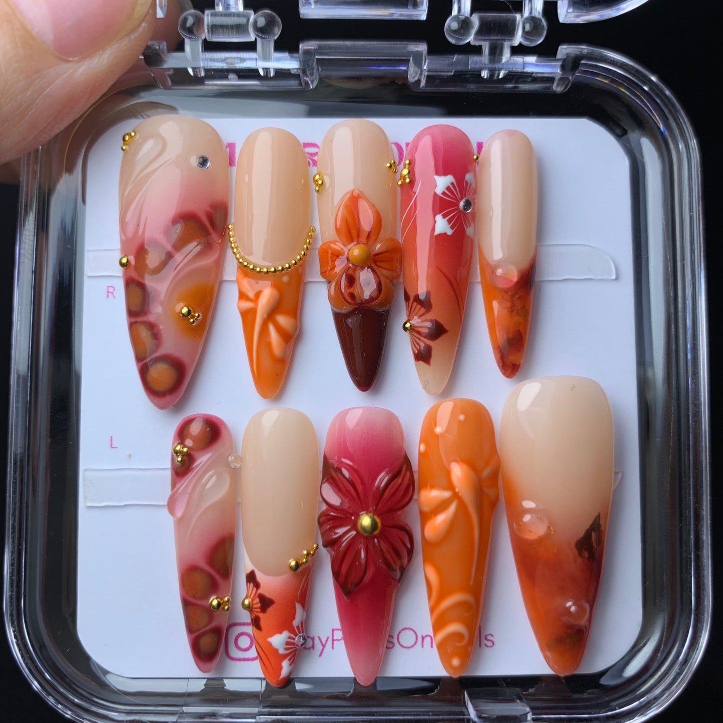 Floral Autumn press-on nails M01