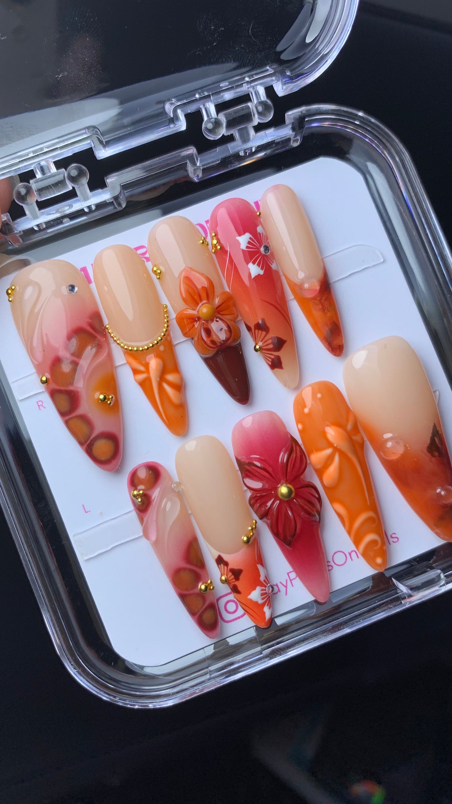 Floral Autumn press-on nails M01