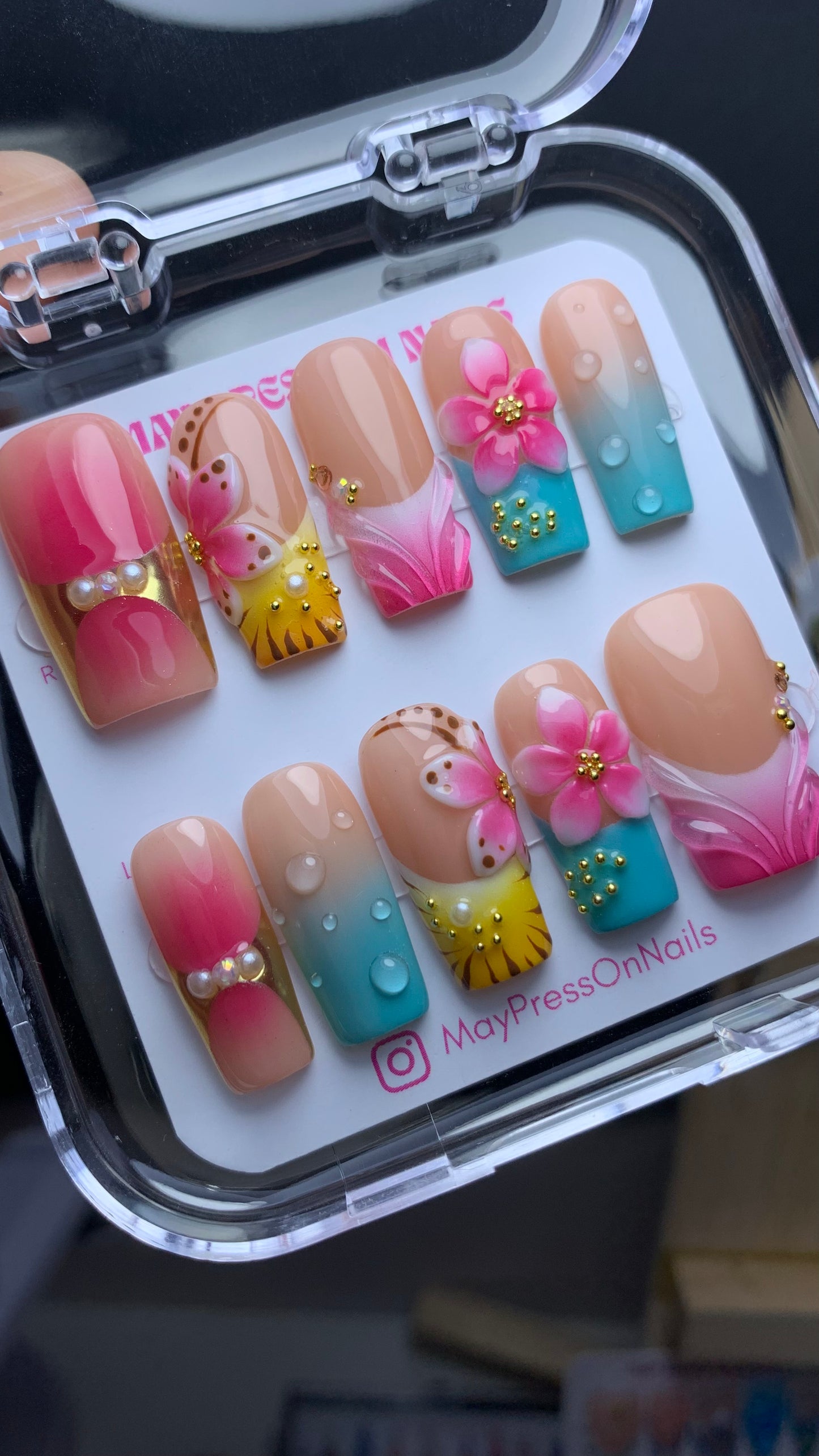 Summer press on nails M126