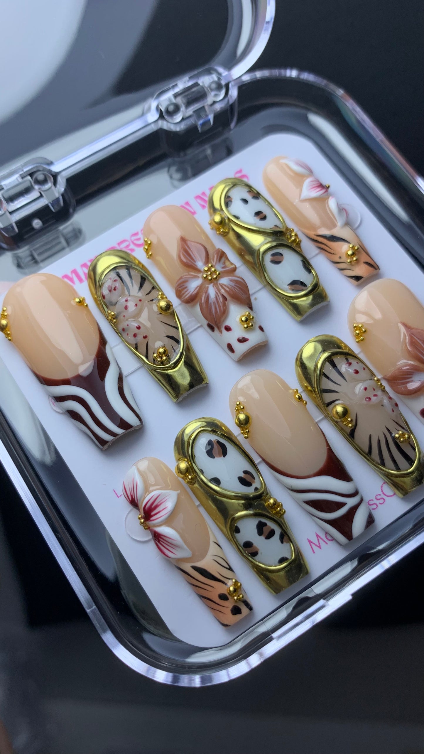 Autumn press-on nails M10