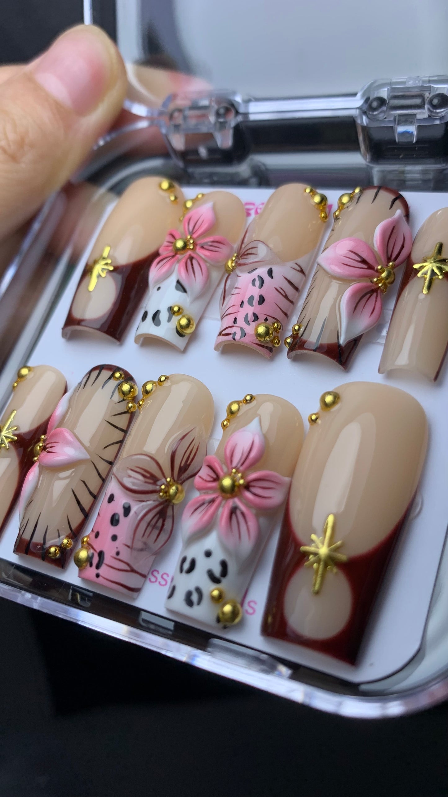Autumn press-on nails M02