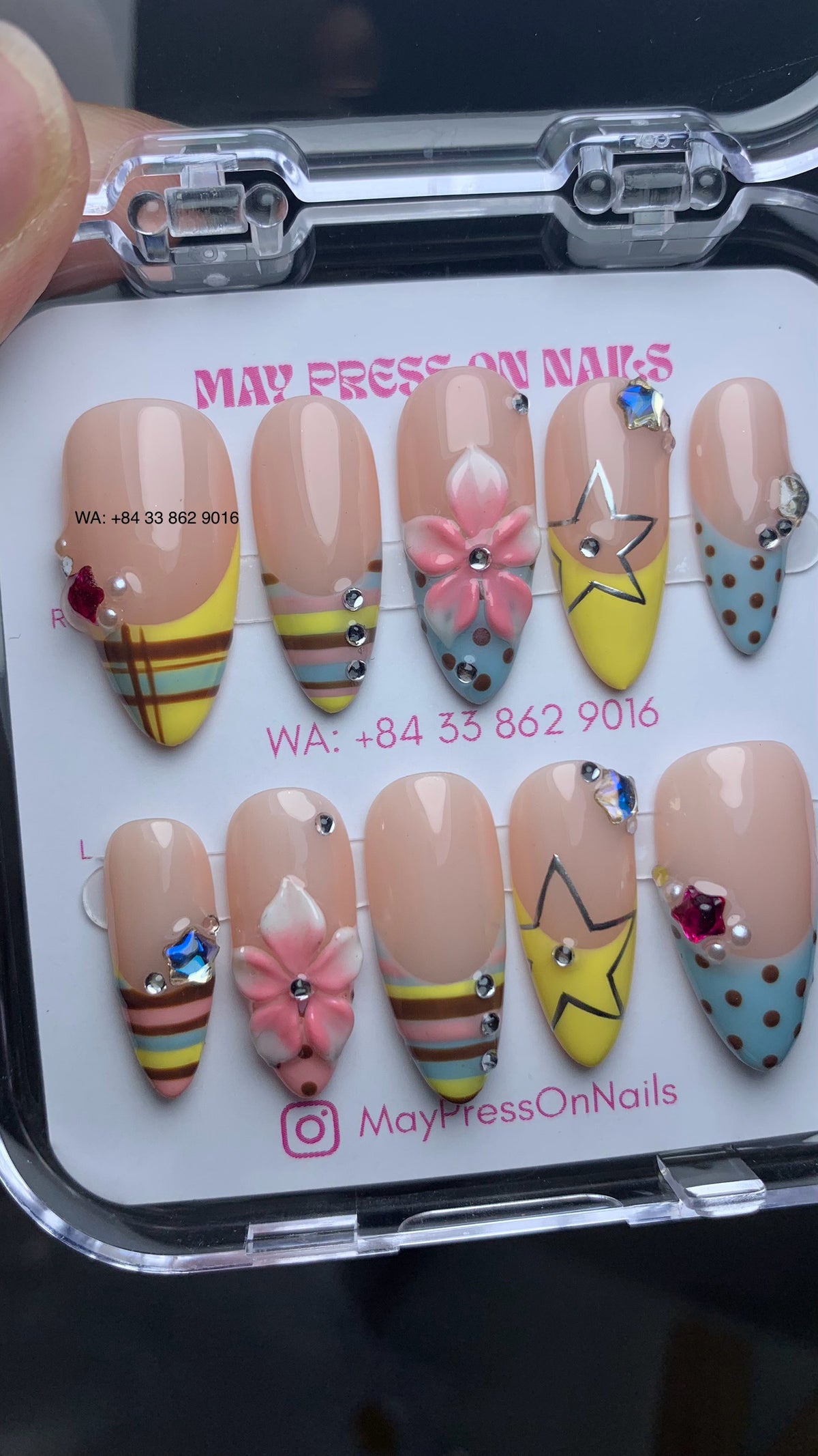 Y2k press on nails 01