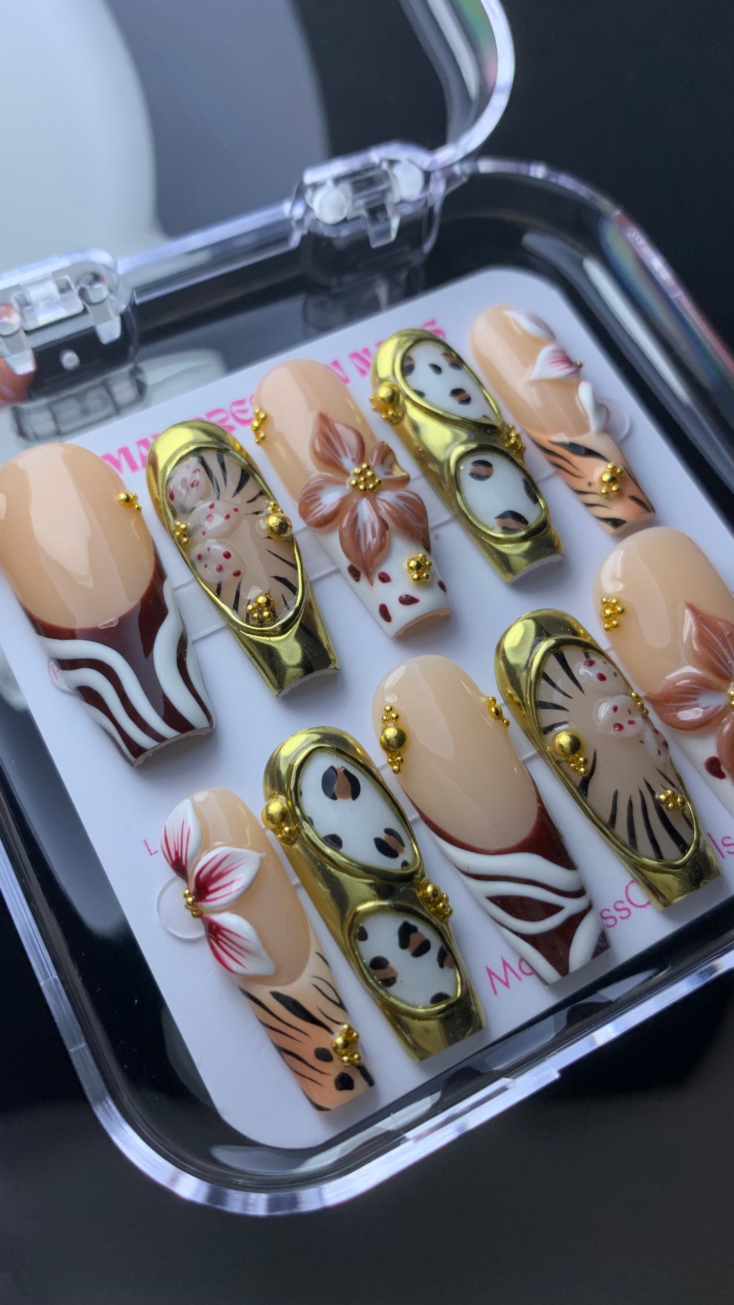Autumn press-on nails M10