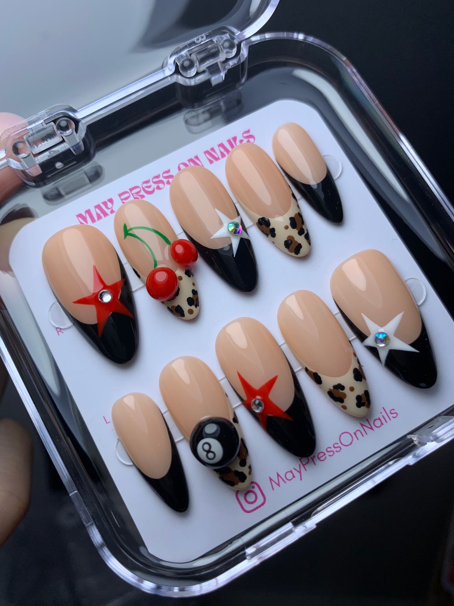 Autumn press-on nails M07