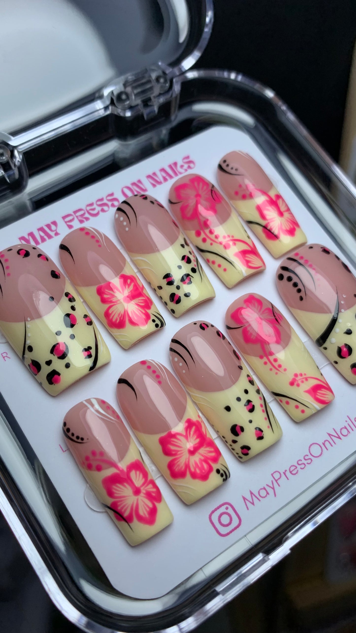Summer press on nails M122